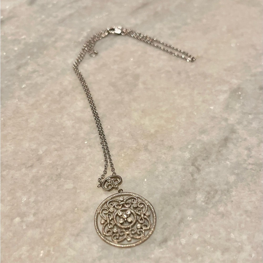 Leslie Greene gorgeous designer diamond &solid sterling silver pendant necklace.